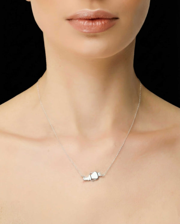 Aquarius constellation necklace sterling silver 925 Swarovski crystals – clasp and crystal detail | LoveYours Collection