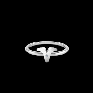Star sign ring sterling silver zodiac – detail view | LoveYours Collection