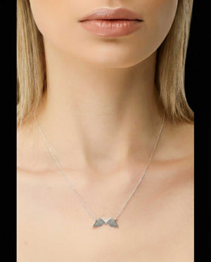 Virgo constellation necklace sterling silver 925 Swarovski crystals – close up | LoveYours Collection