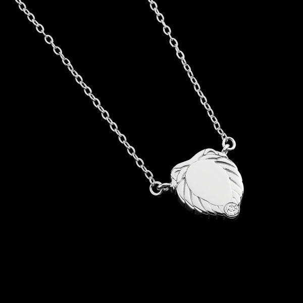 Leo constellation necklace sterling silver 925 Swarovski crystals – close up | LoveYours Collection