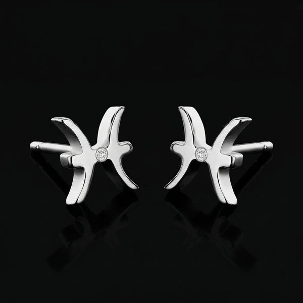 Pisces jewellery gift box set sterling silver 925 necklace and earrings – close up | LoveYours Collection