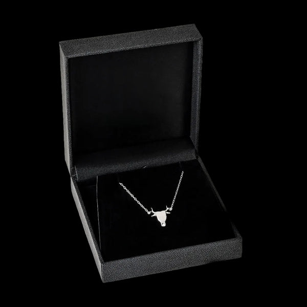 Taurus constellation necklace sterling silver 925 Swarovski crystals – gift box presentation | LoveYours Collection